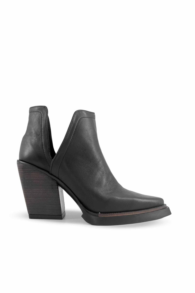 Bohemia Shoes
